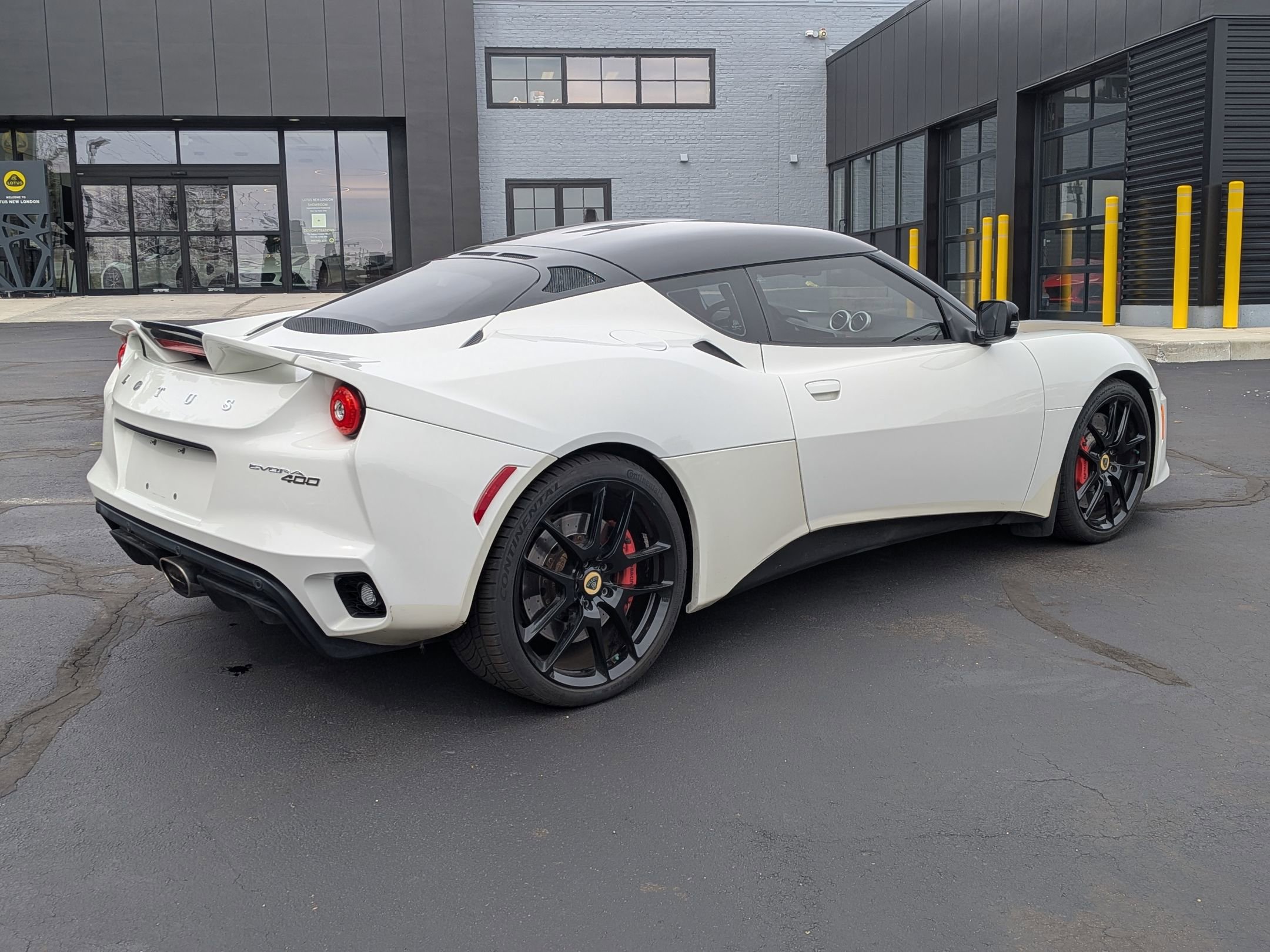 Used 2017 Lotus Evora 400 image 3
