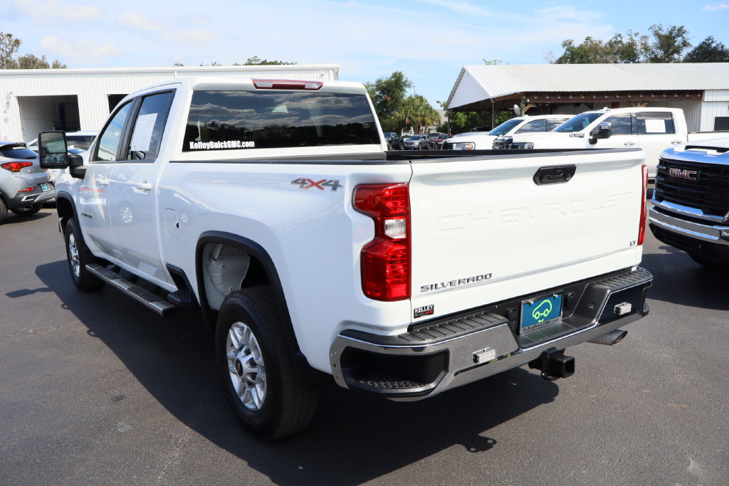 Used 2023 Chevrolet Silverado 2500 LT AWD/4WD image 7