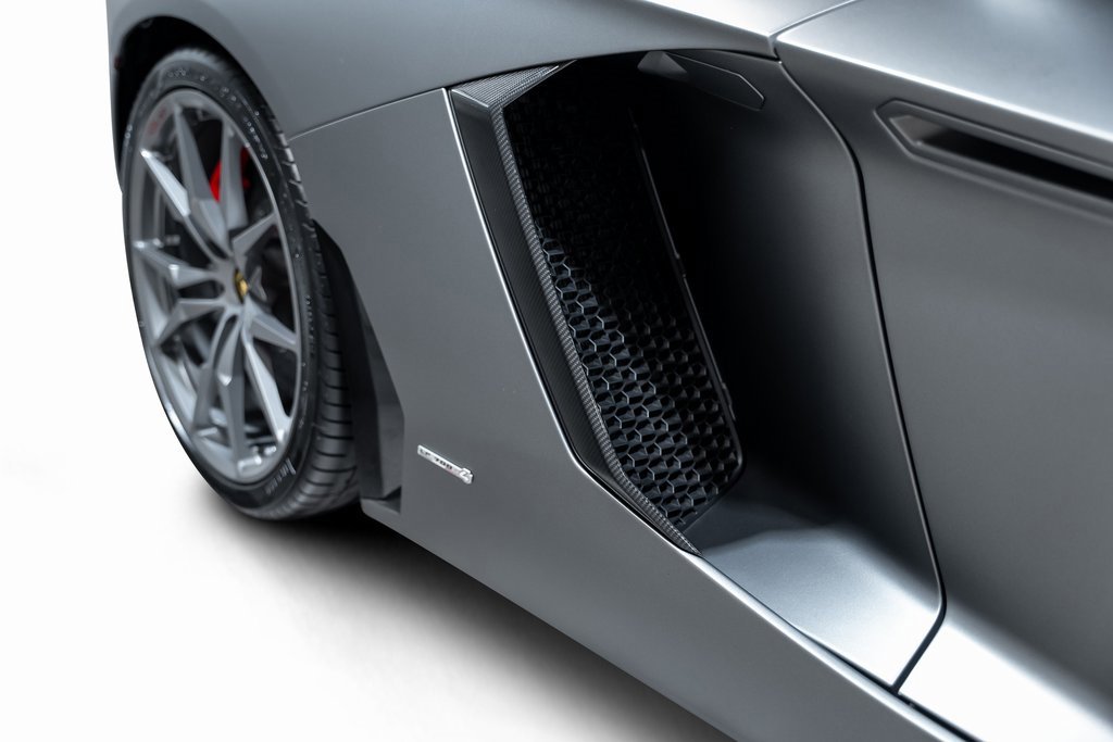 Used 2017 Lamborghini Aventador LP 700-4 image 25