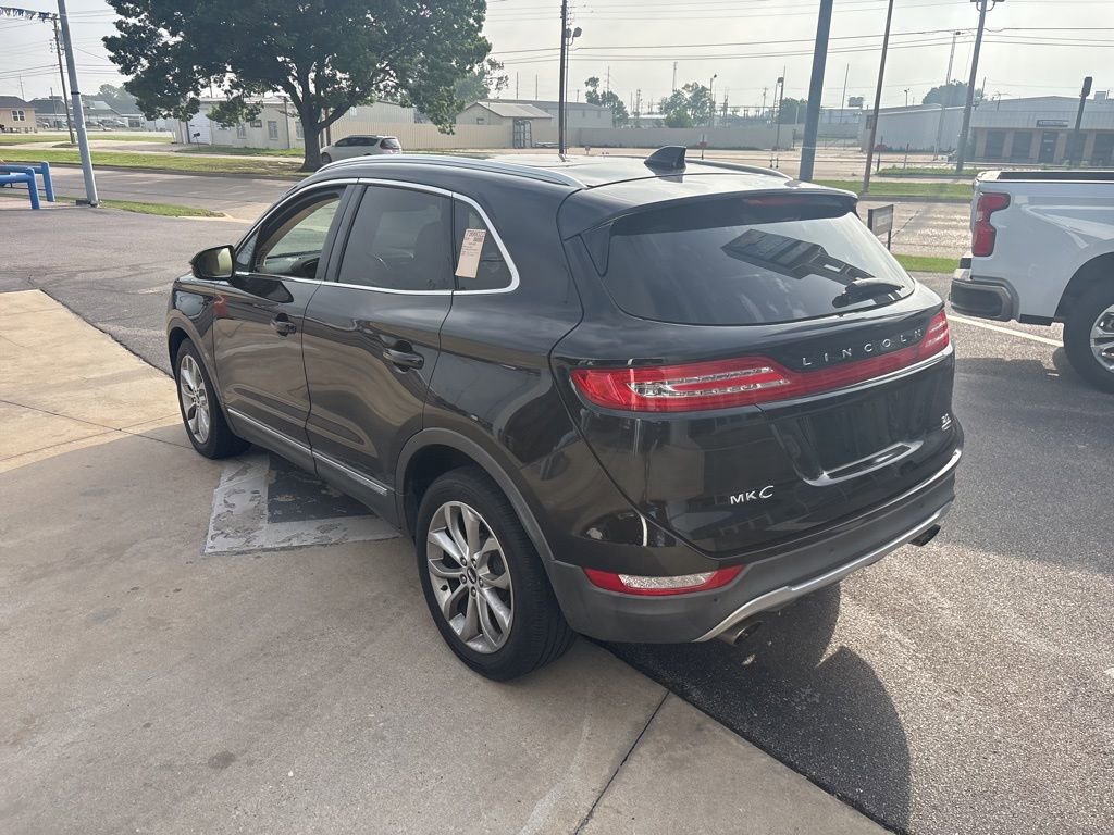 Used 2016 Lincoln MKC Select w/ Select Plus Package FWD image 3