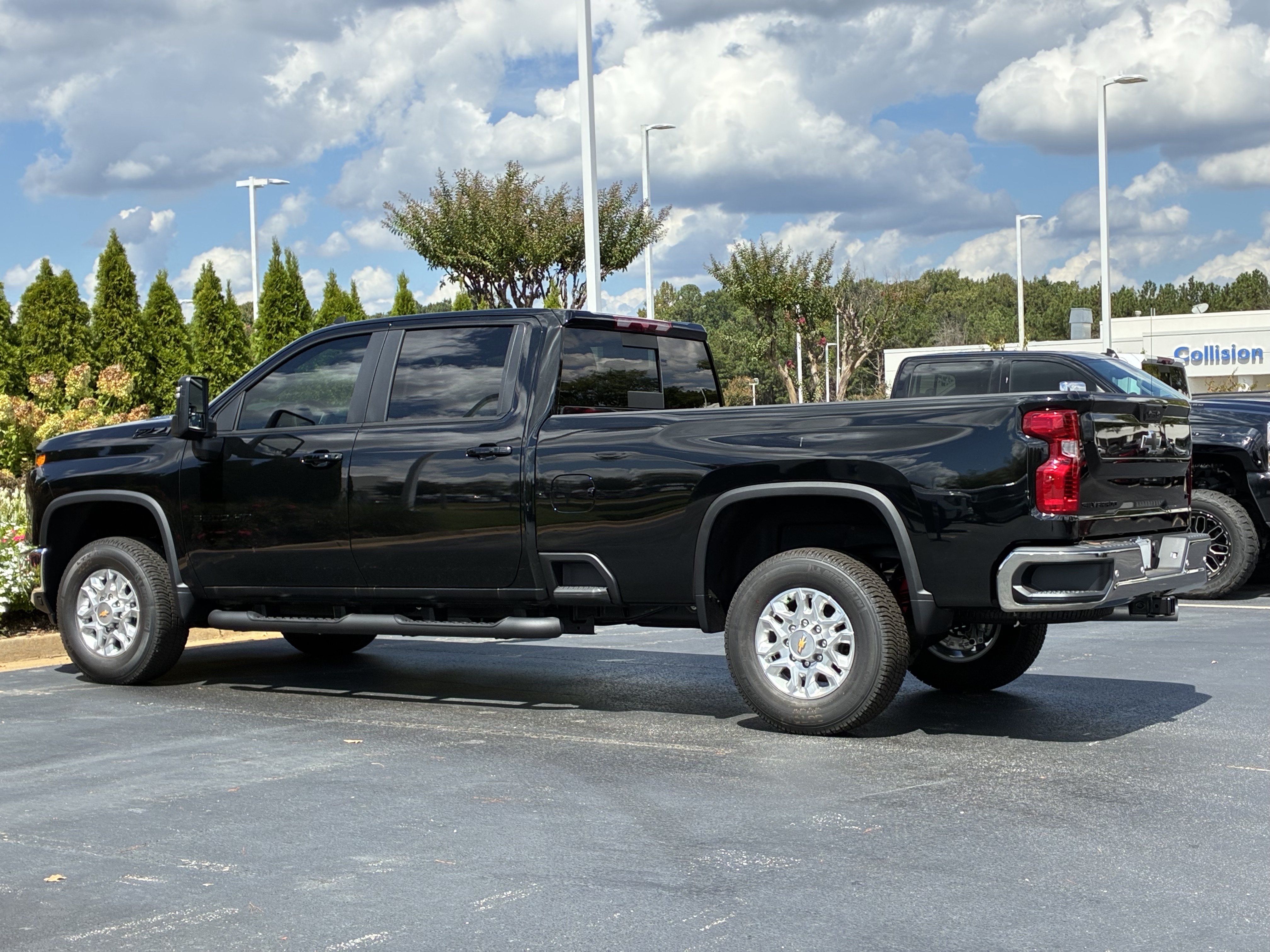 New 2026 Chevrolet Silverado 3500 LT w/ All Star Edition AWD/4WD image 10