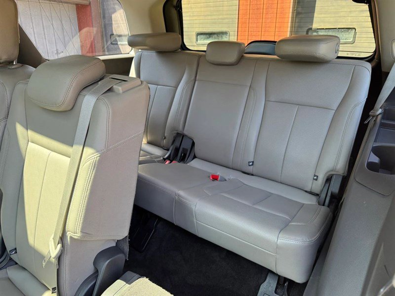 Used 2018 Ford Expedition XLT w/ Equipment Group 202A image 26