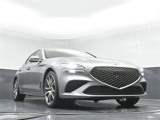 Used 2023 Genesis G70 2.0T image 42