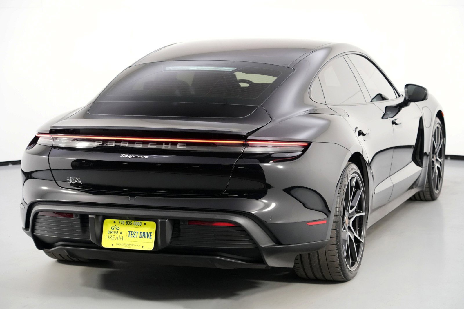 Used 2023 Porsche Taycan w/ Premium Package image 54