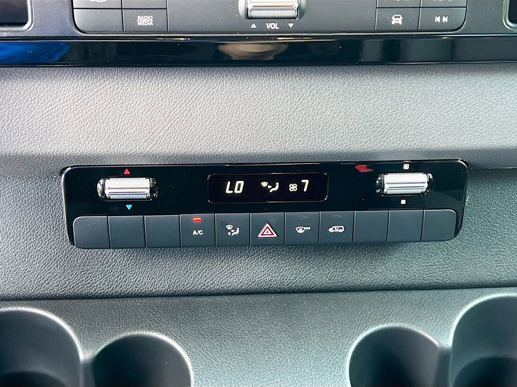 New 2025 Mercedes-Benz Sprinter 2500 image 13