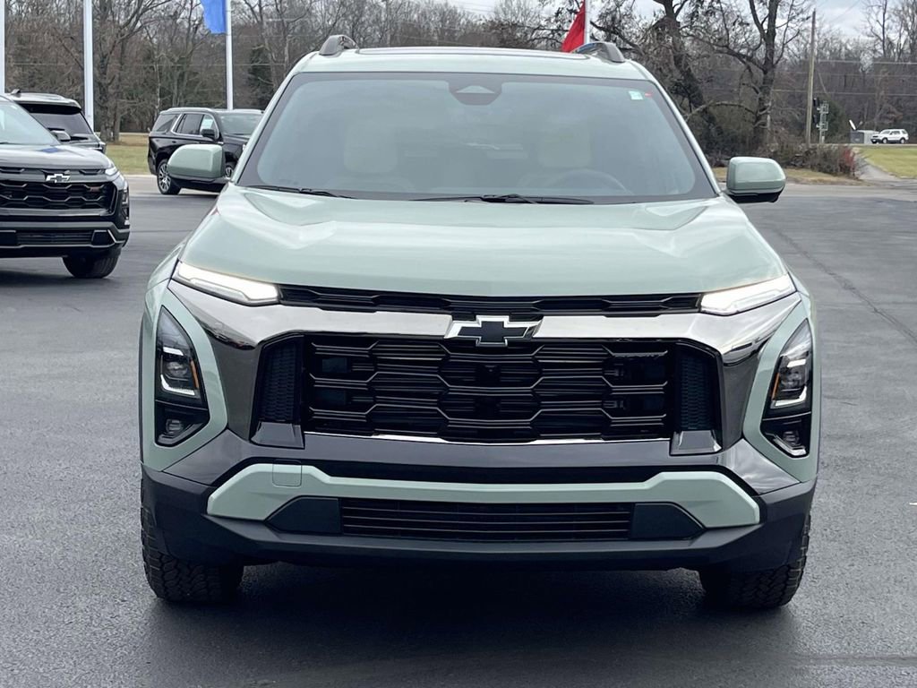 New 2026 Chevrolet Equinox ACTIV w/ Convenience Package III image 2