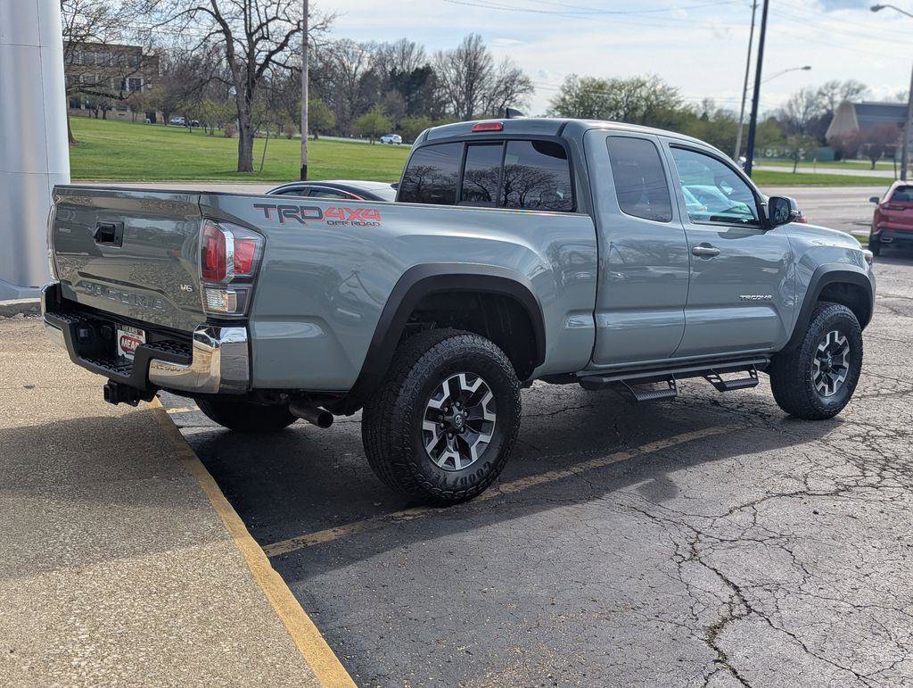 Used 2023 Toyota Tacoma TRD Off-Road w/ TRD Premium Off Road Package image 7