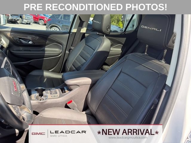 Used 2023 GMC Terrain Denali w/ Denali Premium Package AWD/4WD image 24
