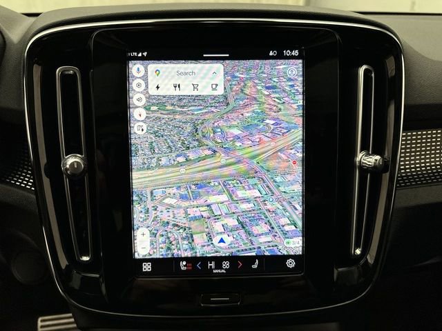 Used 2021 Volvo XC40 P8 Recharge w/ Advanced Package image 18