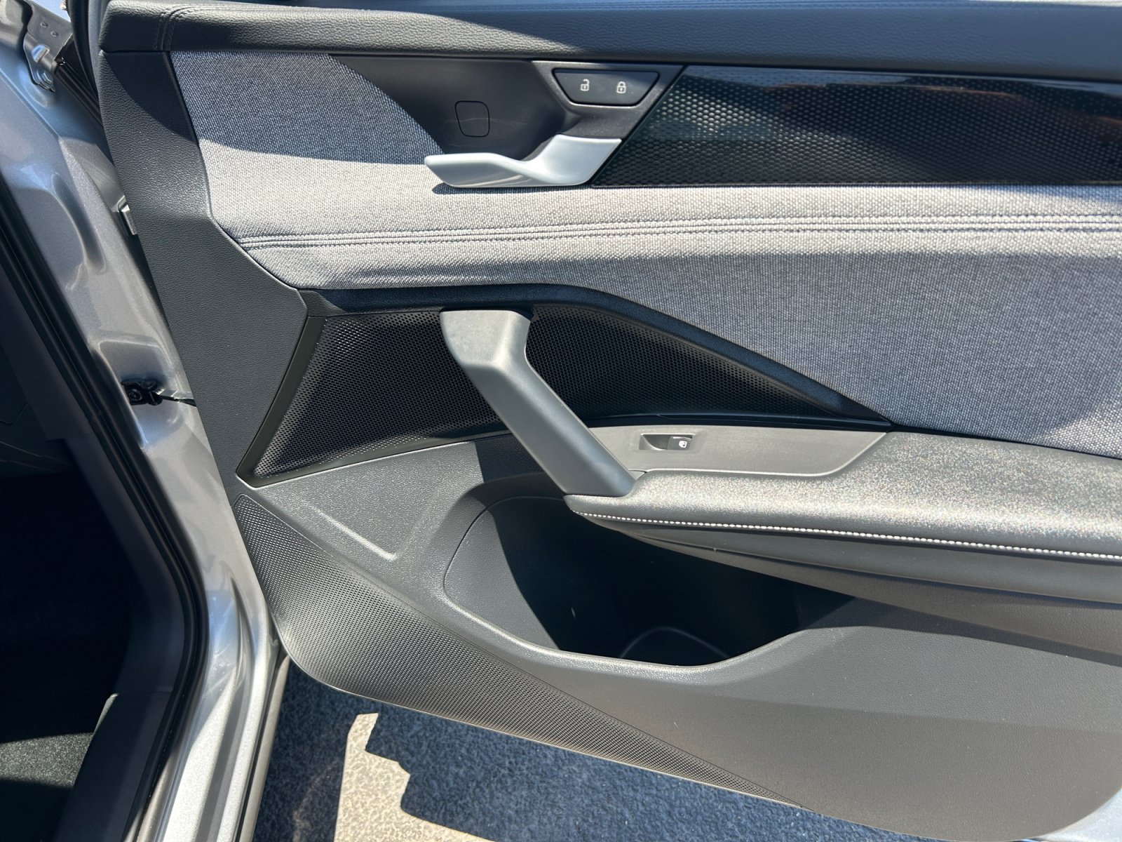 Certified 2026 Volkswagen Tiguan S FWD image 16