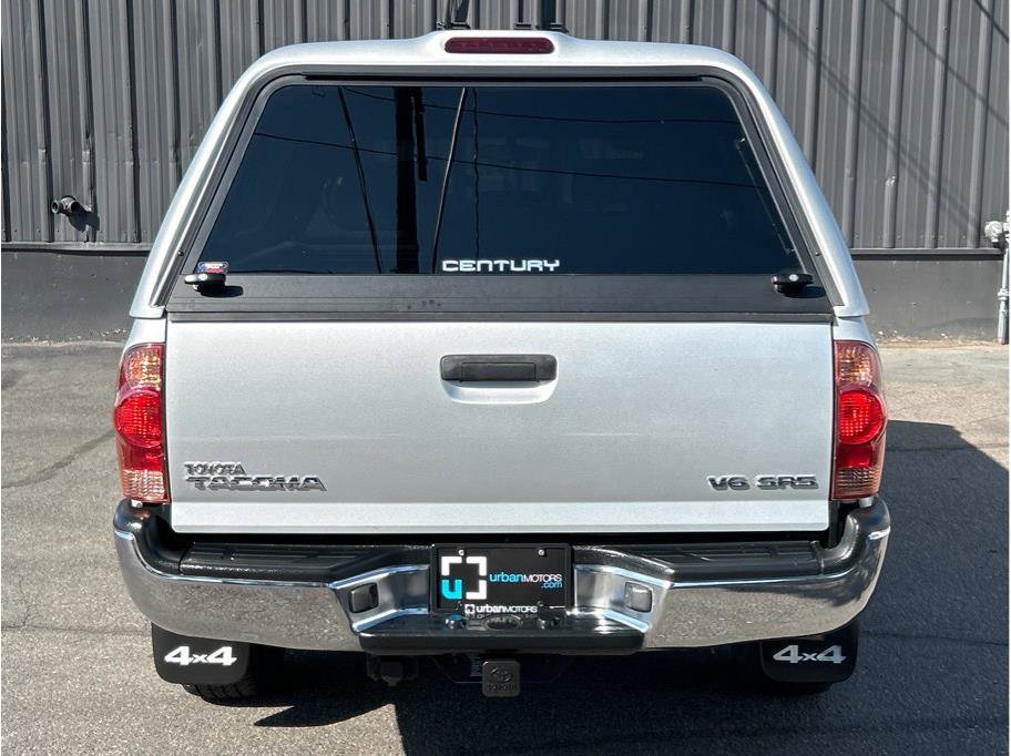 Used 2005 Toyota Tacoma 4x4 Double Cab image 9
