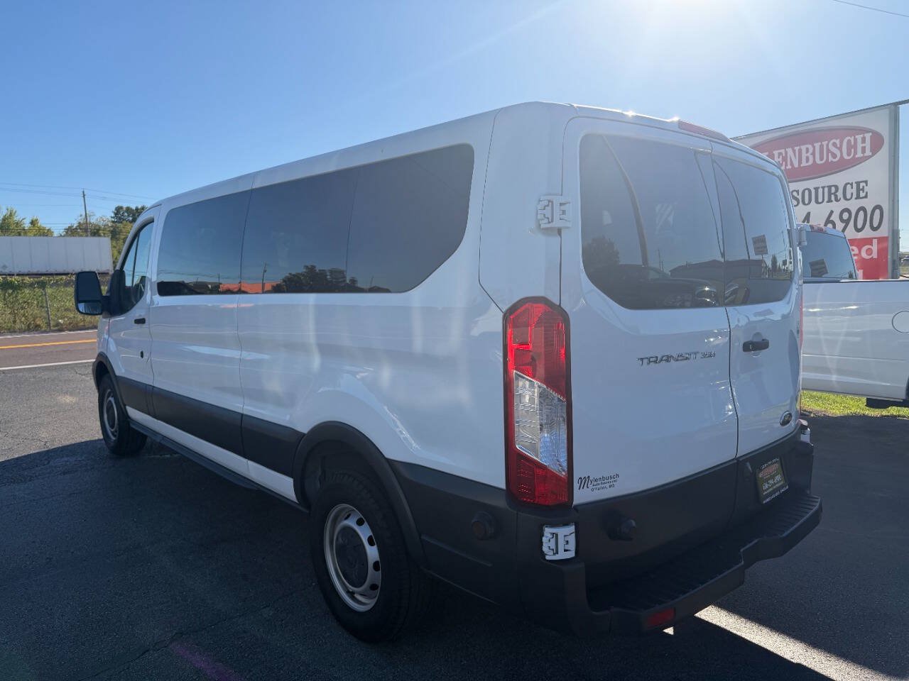 Used 2018 Ford Transit 350 XL RWD image 8