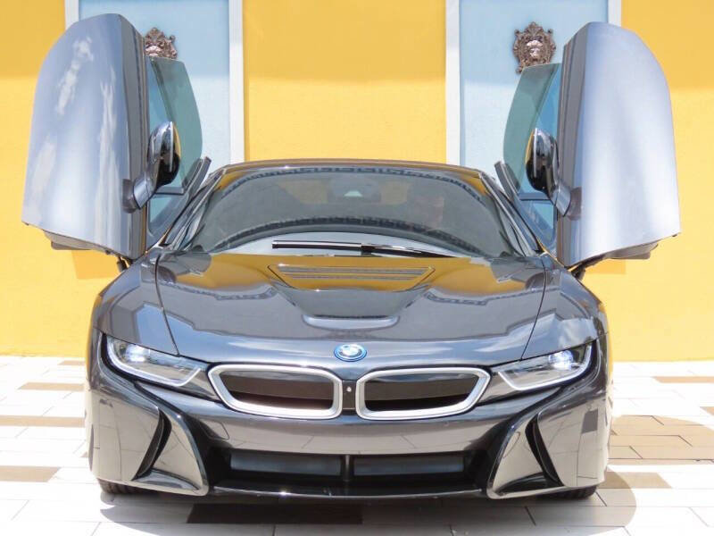 Used 2019 BMW i8 Roadster AWD/4WD image 4