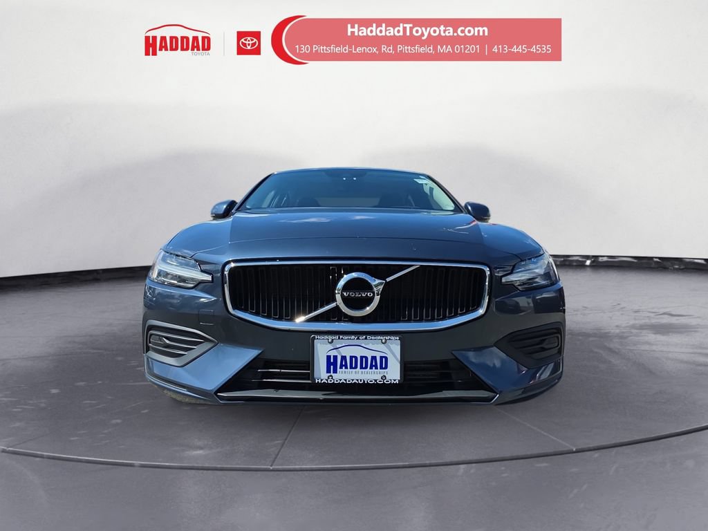 Used 2020 Volvo S60 T6 Momentum AWD/4WD image 9