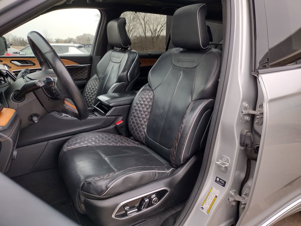 Used 2022 Jeep Grand Cherokee L Summit image 10