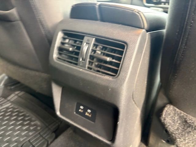 Used 2022 Nissan Rogue SV image 28