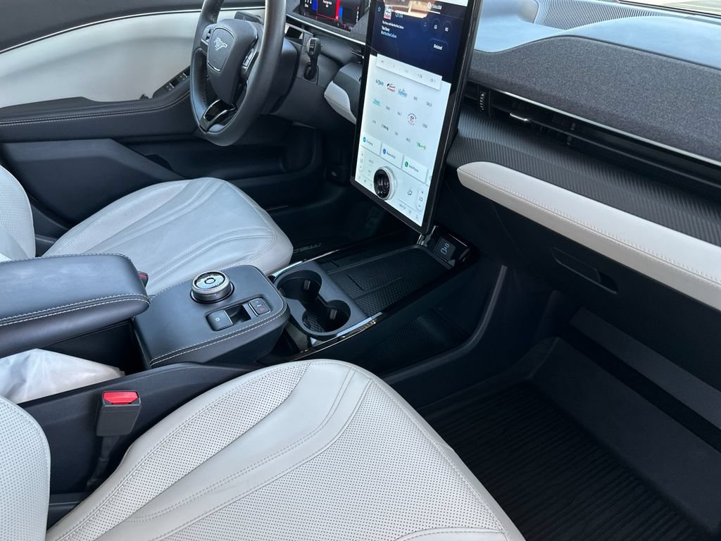 Certified 2022 Ford Mustang Mach-E Premium RWD image 15
