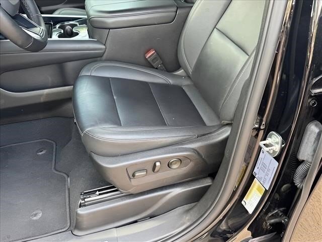 Used 2025 Chevrolet Tahoe LT AWD/4WD image 11