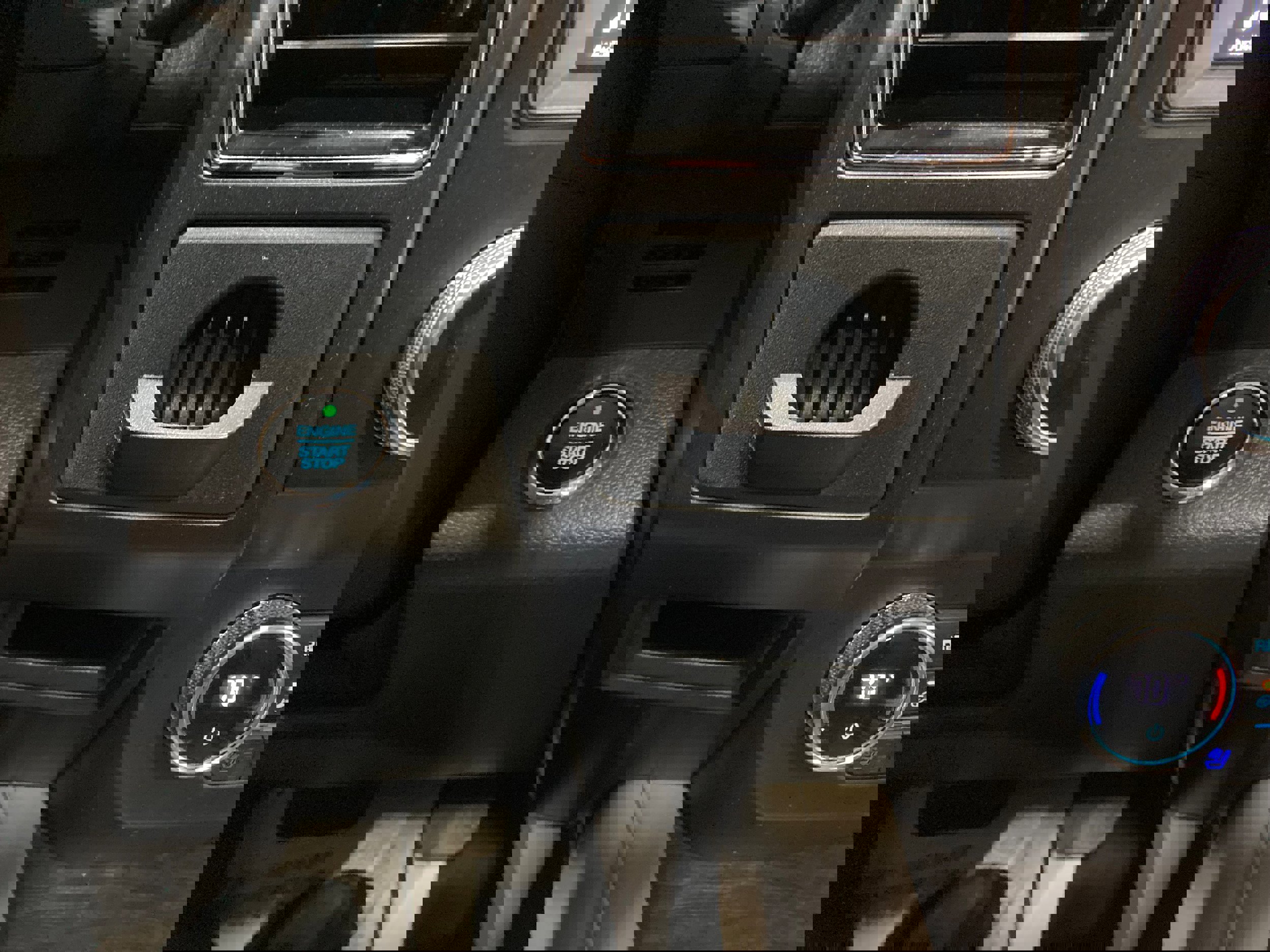 Used 2019 Ford Expedition Limited w/ Equipment Group 301A image 38