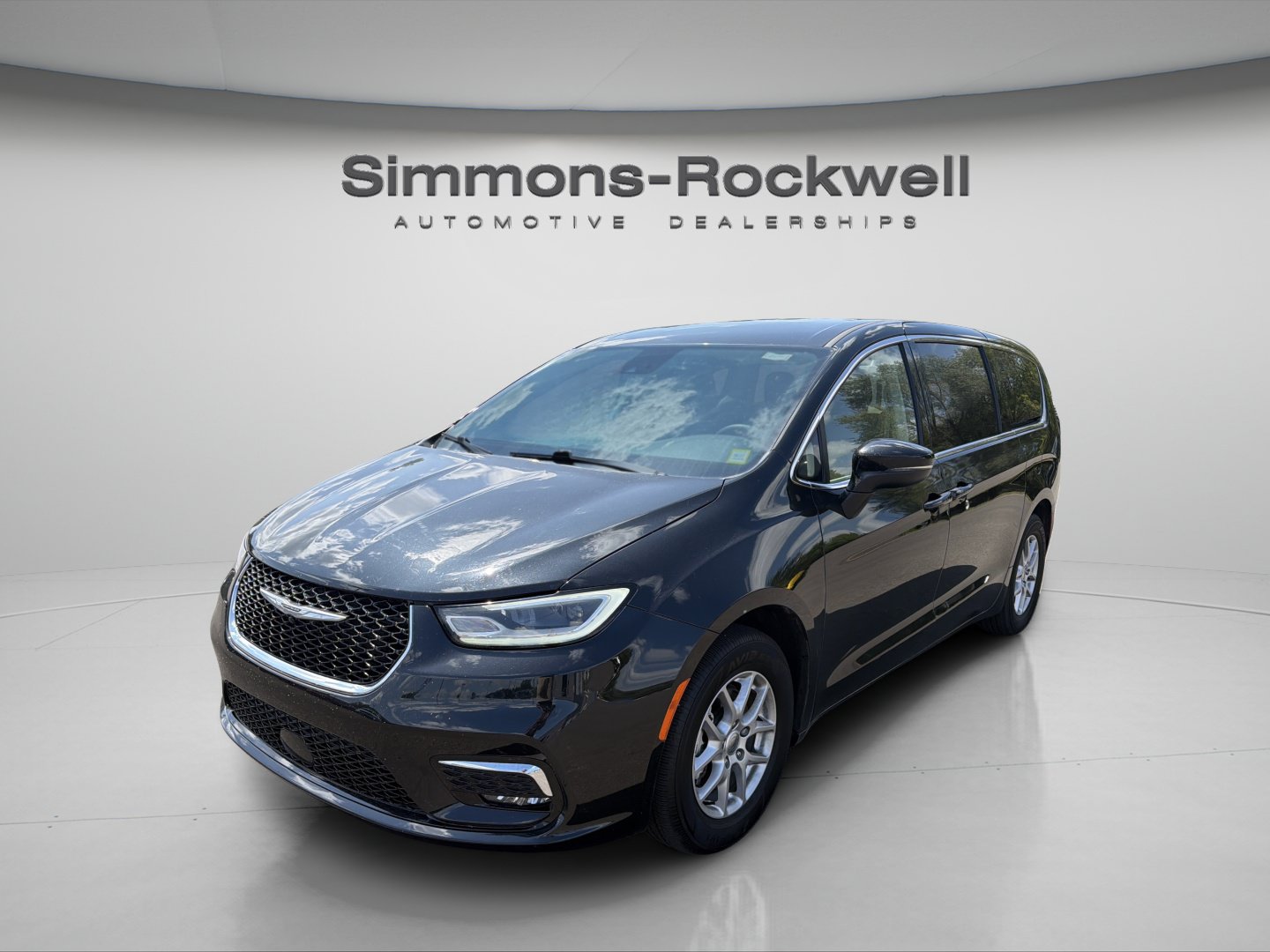 Used 2023 Chrysler Pacifica Touring-L