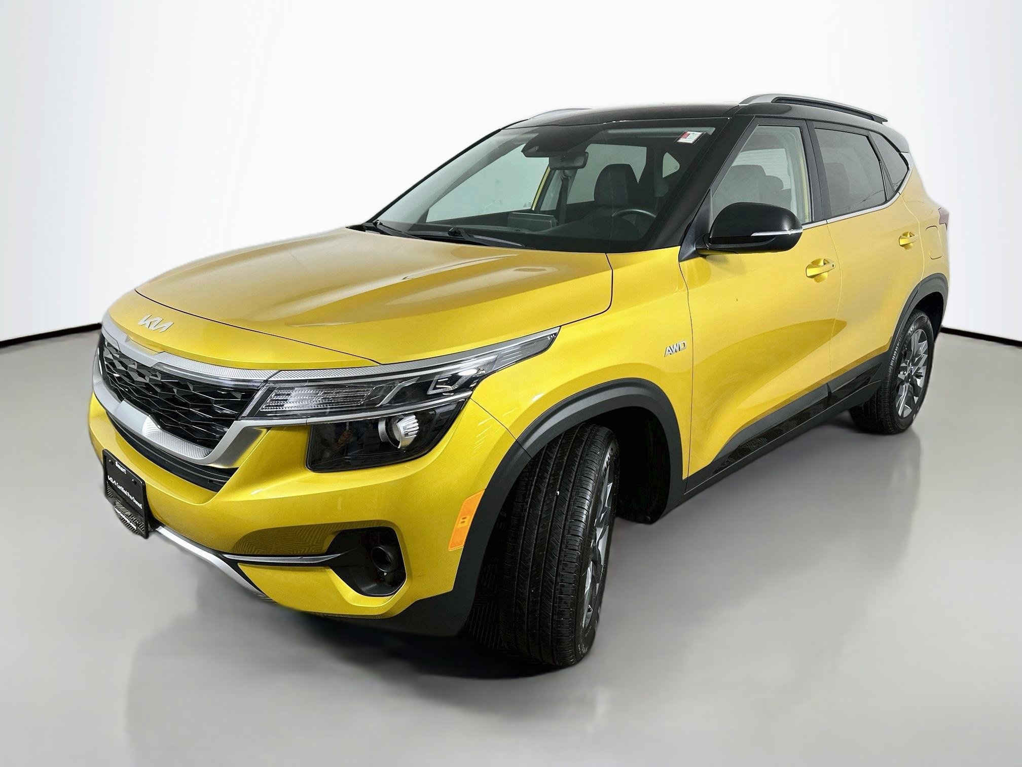 Certified 2023 Kia Seltos S AWD/4WD image 3