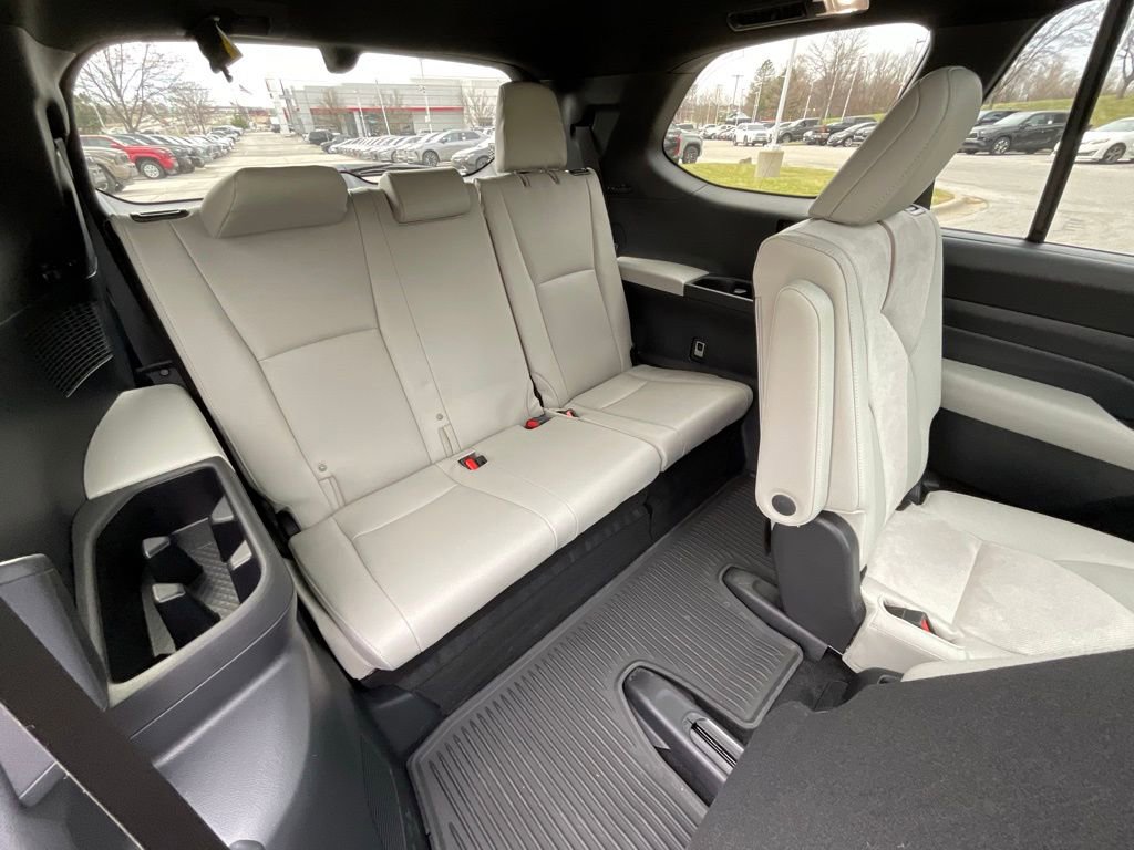 Certified 2025 Toyota Grand Highlander AWD Hybrid image 20