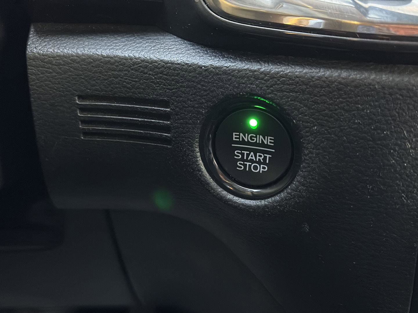 Used 2020 Ford Ranger Lariat w/ Equipment Group 501A Mid image 17