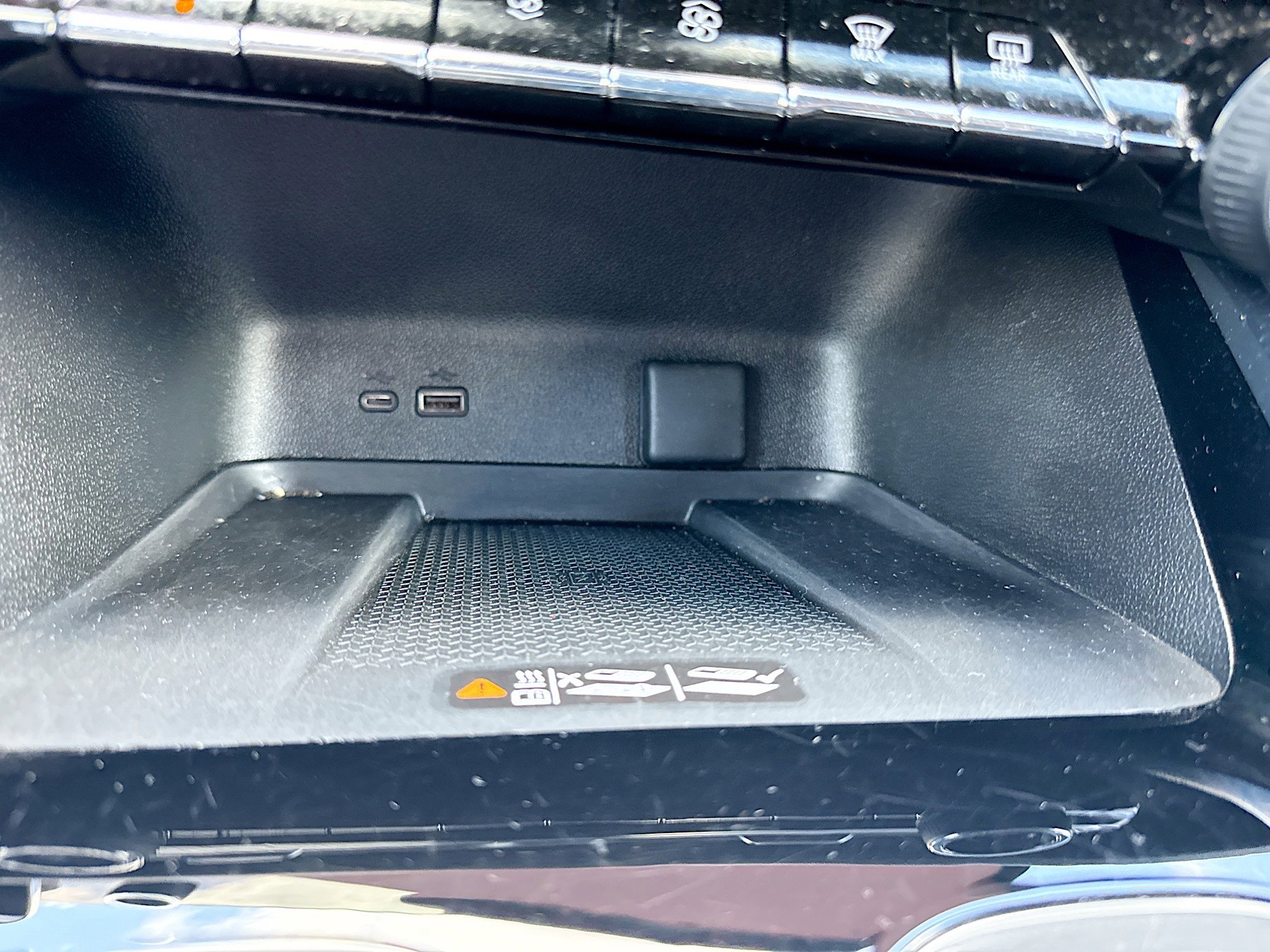 Used 2025 Chevrolet Traverse LT image 31