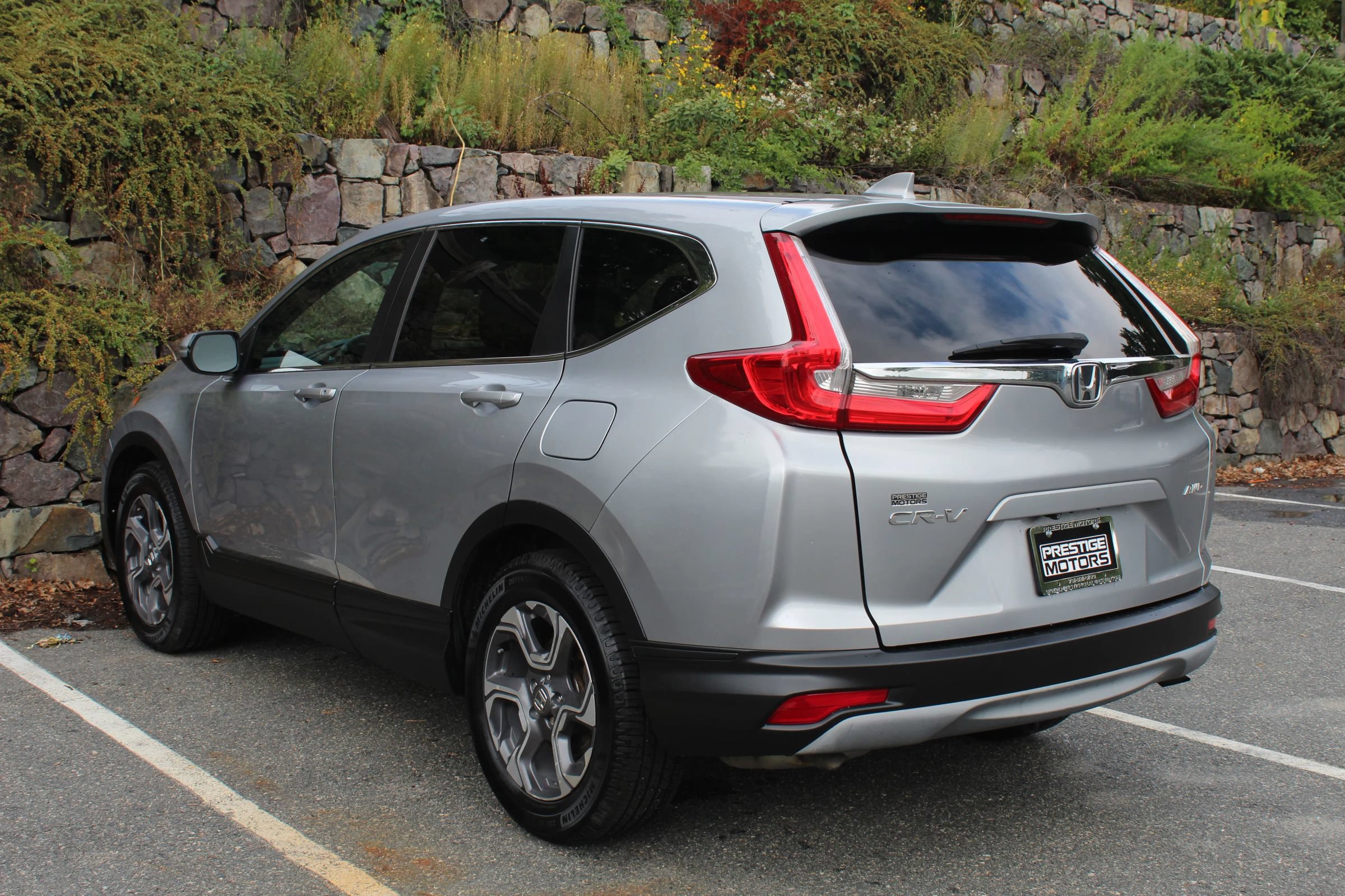 Used 2018 Honda CR-V EX image 7