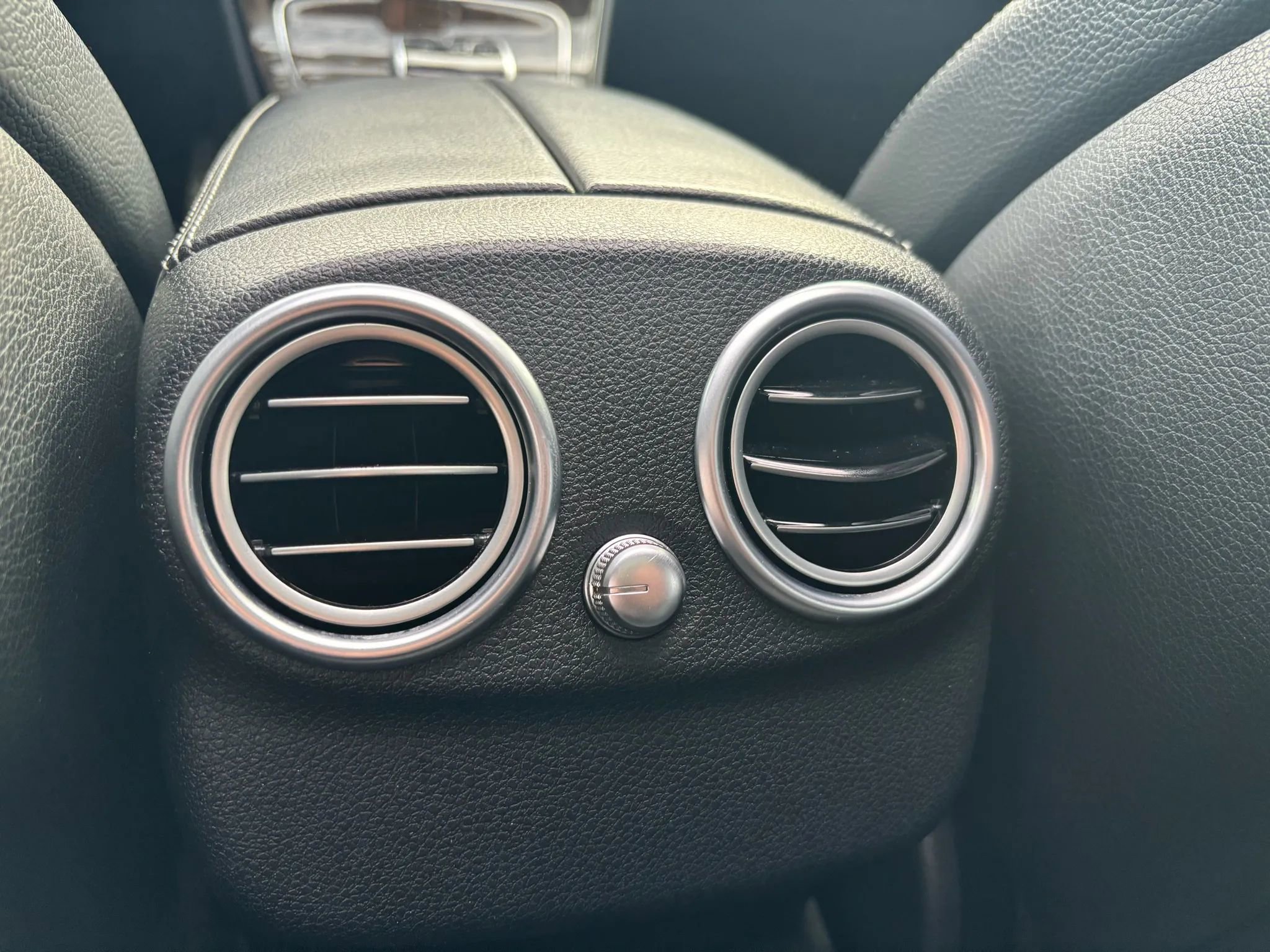 Used 2017 Mercedes-Benz C 300 4MATIC Sedan w/ Premium 3 Package image 27