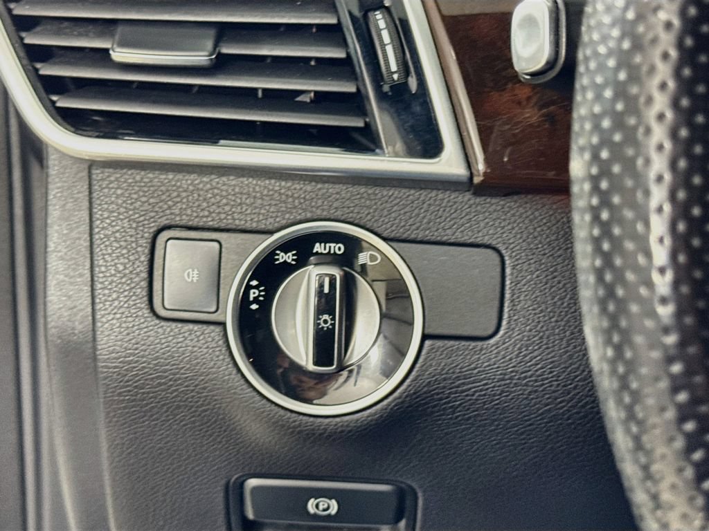 Used 2018 Mercedes-Benz GLS 450 4MATIC image 10