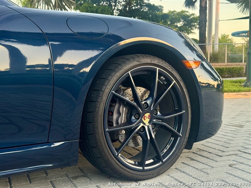 Used 2017 Porsche 718 Cayman RWD image 15
