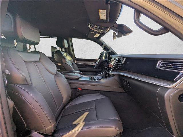 Used 2023 Jeep Wagoneer Series III w/ Rear Seat Video Group 1 image 21