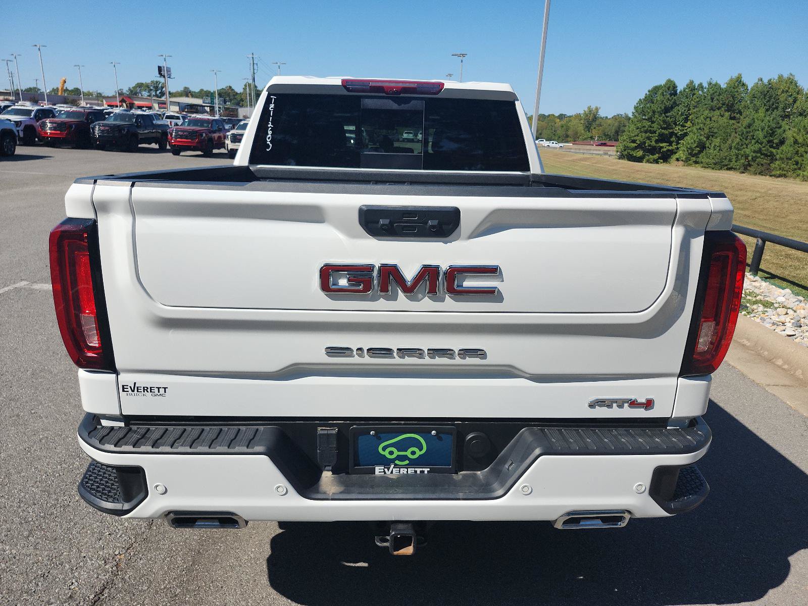 Certified 2026 GMC Sierra 1500 AT4 w/ AT4 Premium Package AWD/4WD image 6