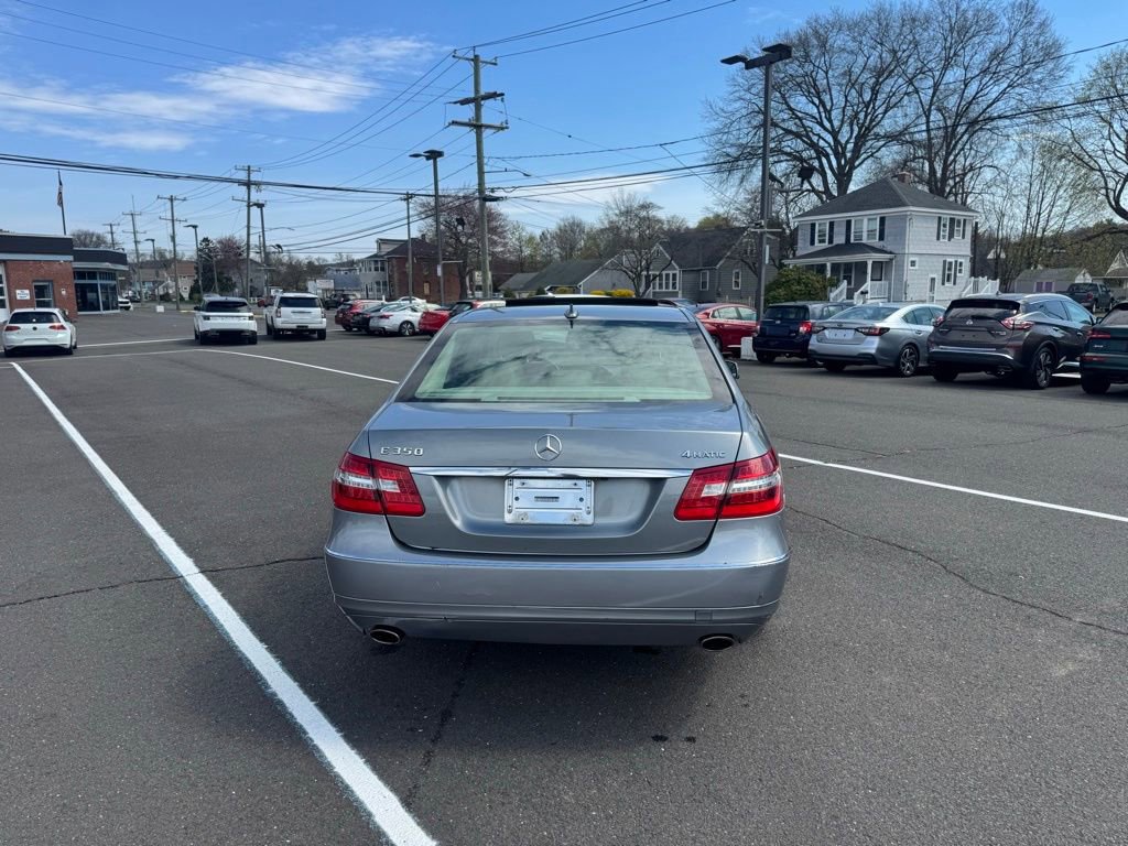 Used 2010 Mercedes-Benz E 350 4MATIC Sedan image 6