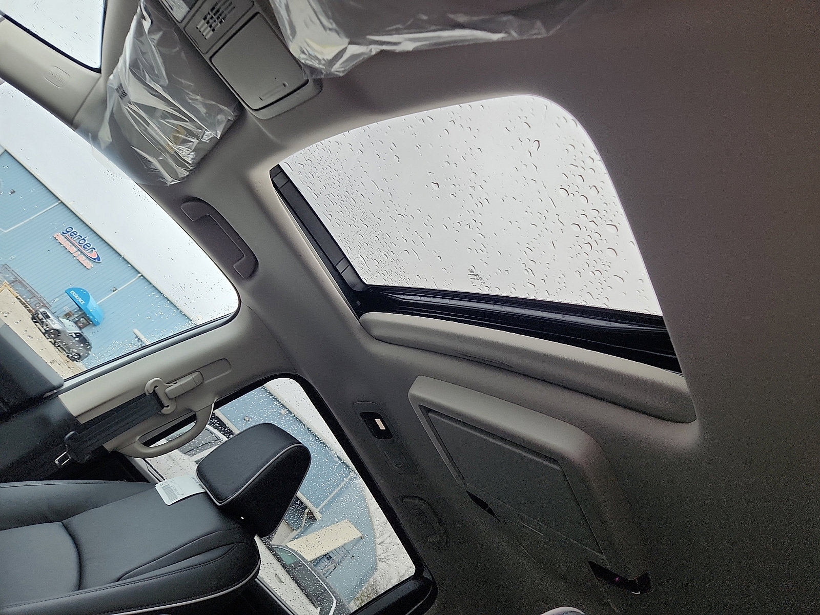 New 2026 Honda Odyssey Touring image 10