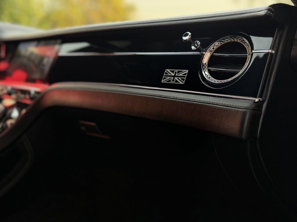 Used 2020 Bentley Continental GT V8 image 35