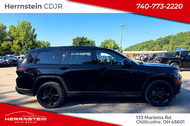 Used 2023 Jeep Grand Cherokee L Laredo AWD/4WD image 29