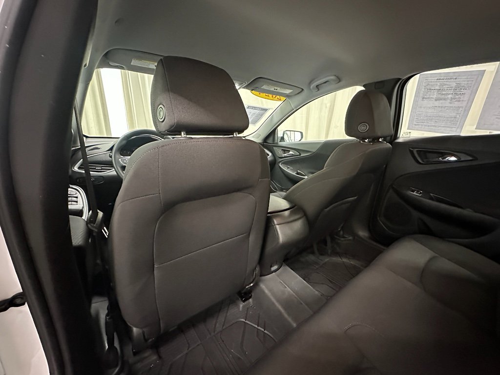 Used 2024 Chevrolet Malibu RS w/ LPO, Floor Liner Package image 21