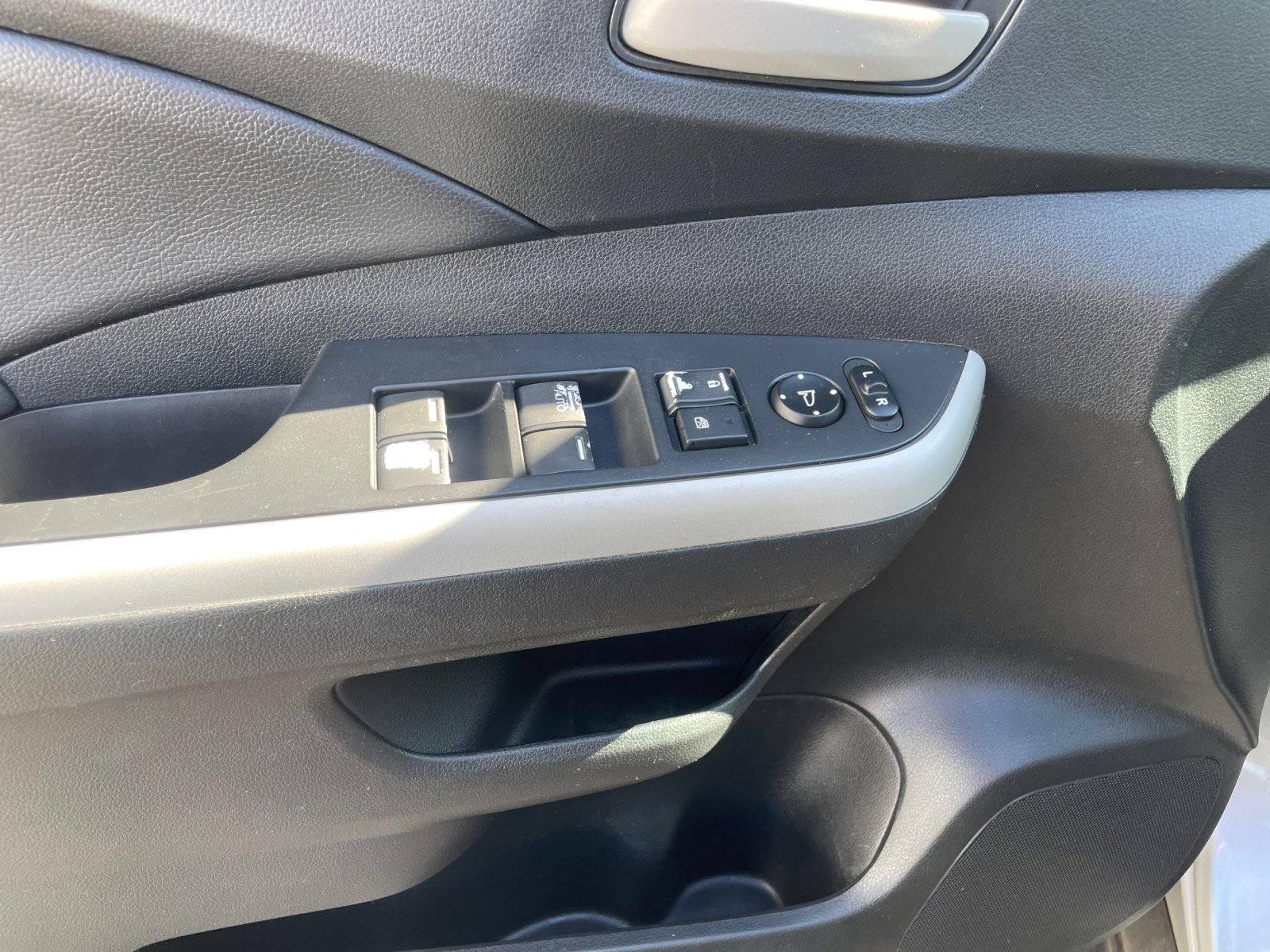 Used 2012 Honda CR-V EX-L image 14