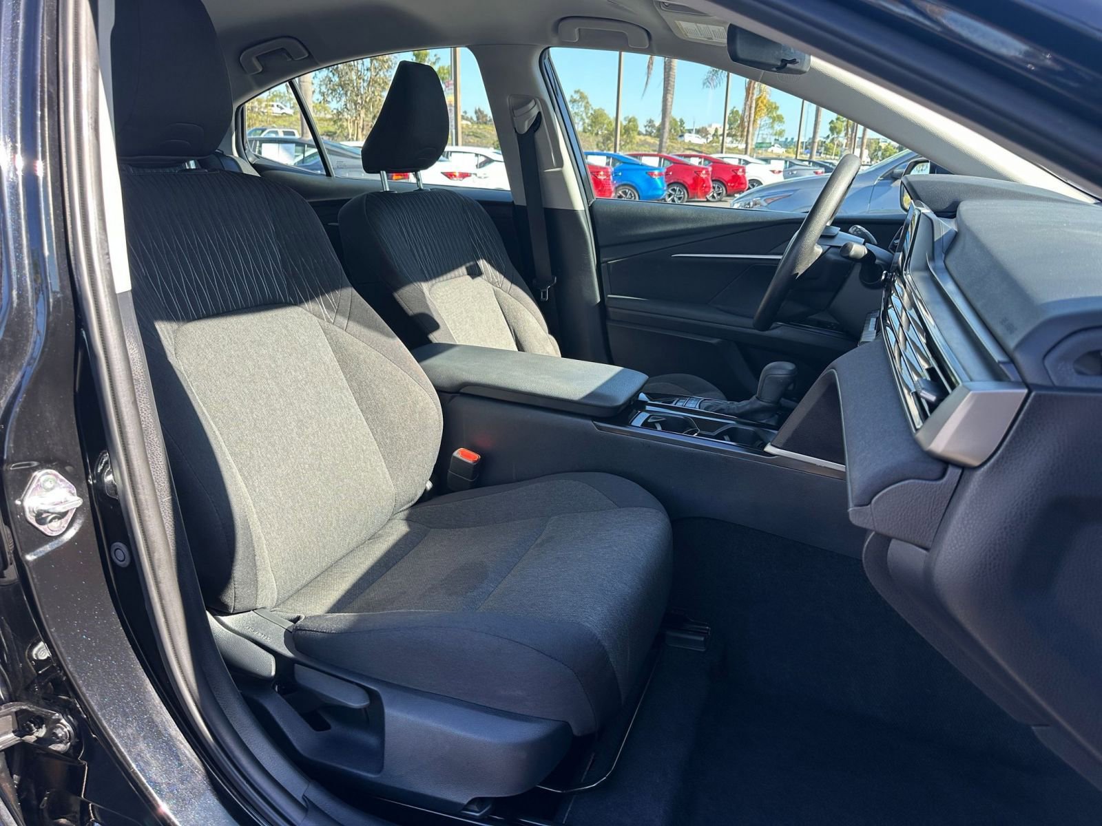 Used 2025 Toyota Camry LE image 35