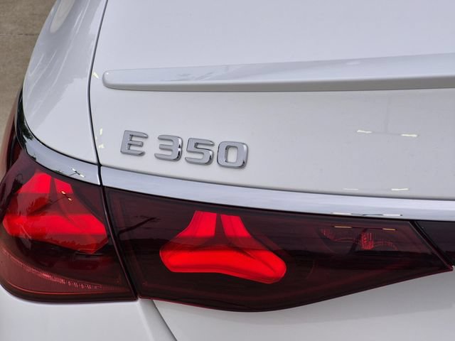 Used 2025 Mercedes-Benz E 350 Sedan image 11