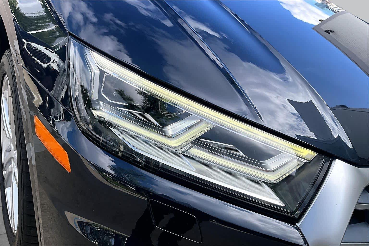 Used 2019 Audi Q5 2.0T Premium Plus w/ Premium Plus Package AWD/4WD image 27