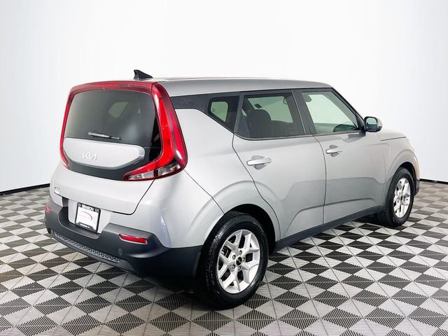 Used 2022 Kia Soul LX w/ Technology Package image 8