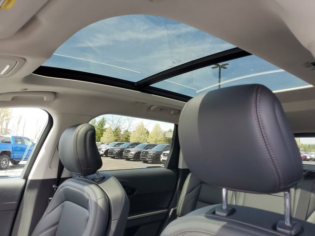 New 2026 Lincoln Nautilus Premier w/ Equipment Group 102A AWD/4WD image 11