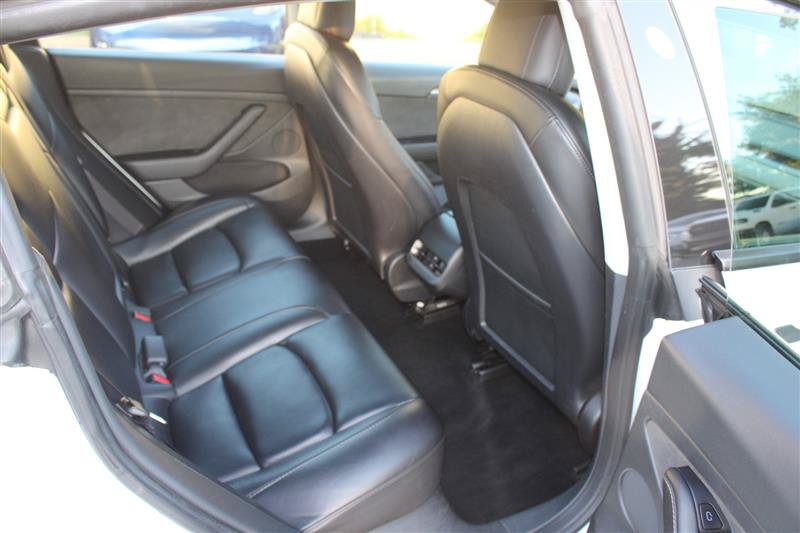 Used 2023 Tesla Model 3 Standard Range RWD image 11