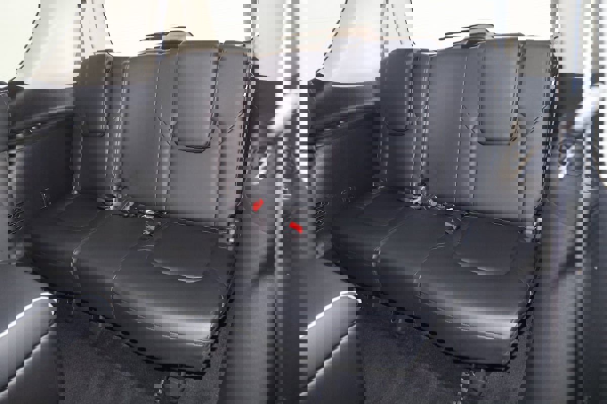 Used 2023 INFINITI QX80 Premium Select w/ All-Season Package image 52