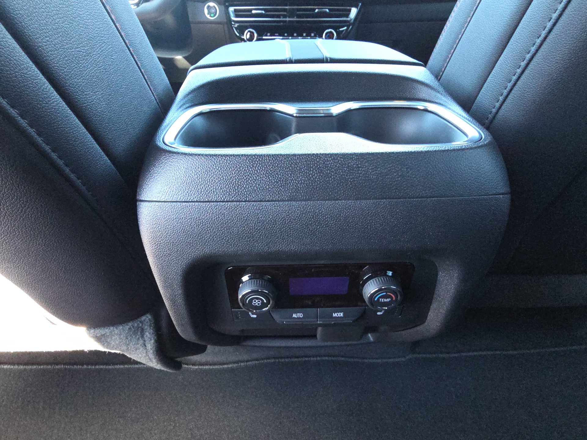 New 2026 Chevrolet Traverse RS FWD image 32