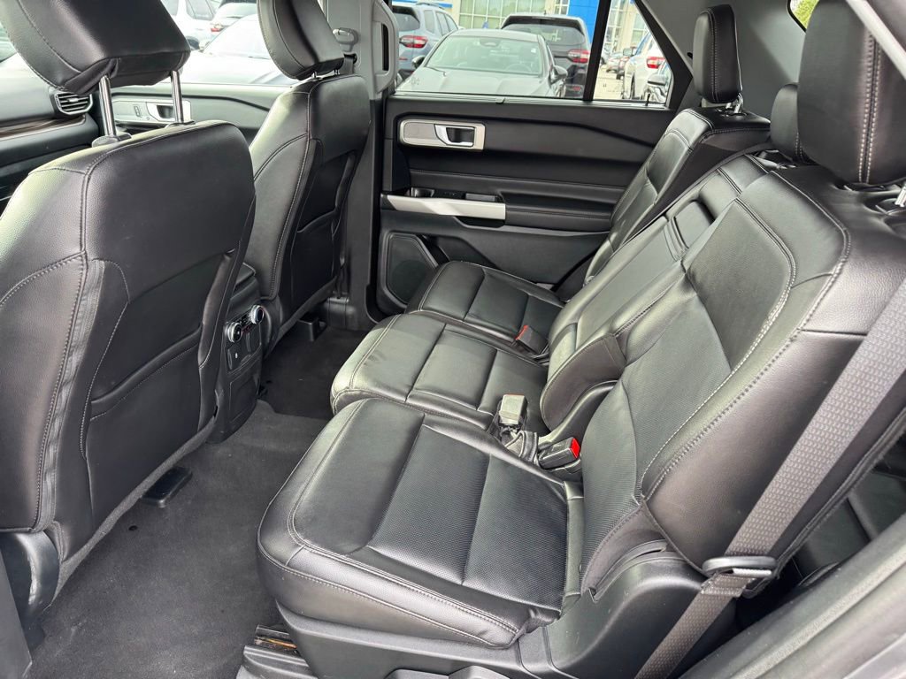 Used 2023 Ford Explorer Limited image 33