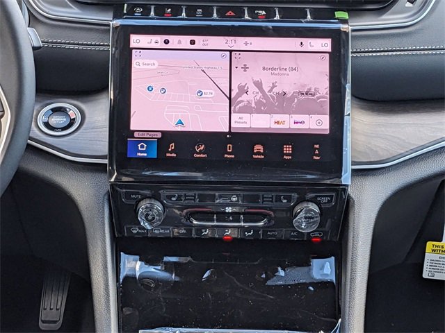 New 2025 Jeep Grand Cherokee Limited image 15